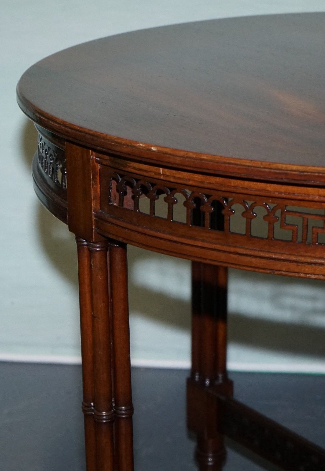 Late 19th Century Chippendale Style Round Occasional Table And Carved Stretchers photo Furniture