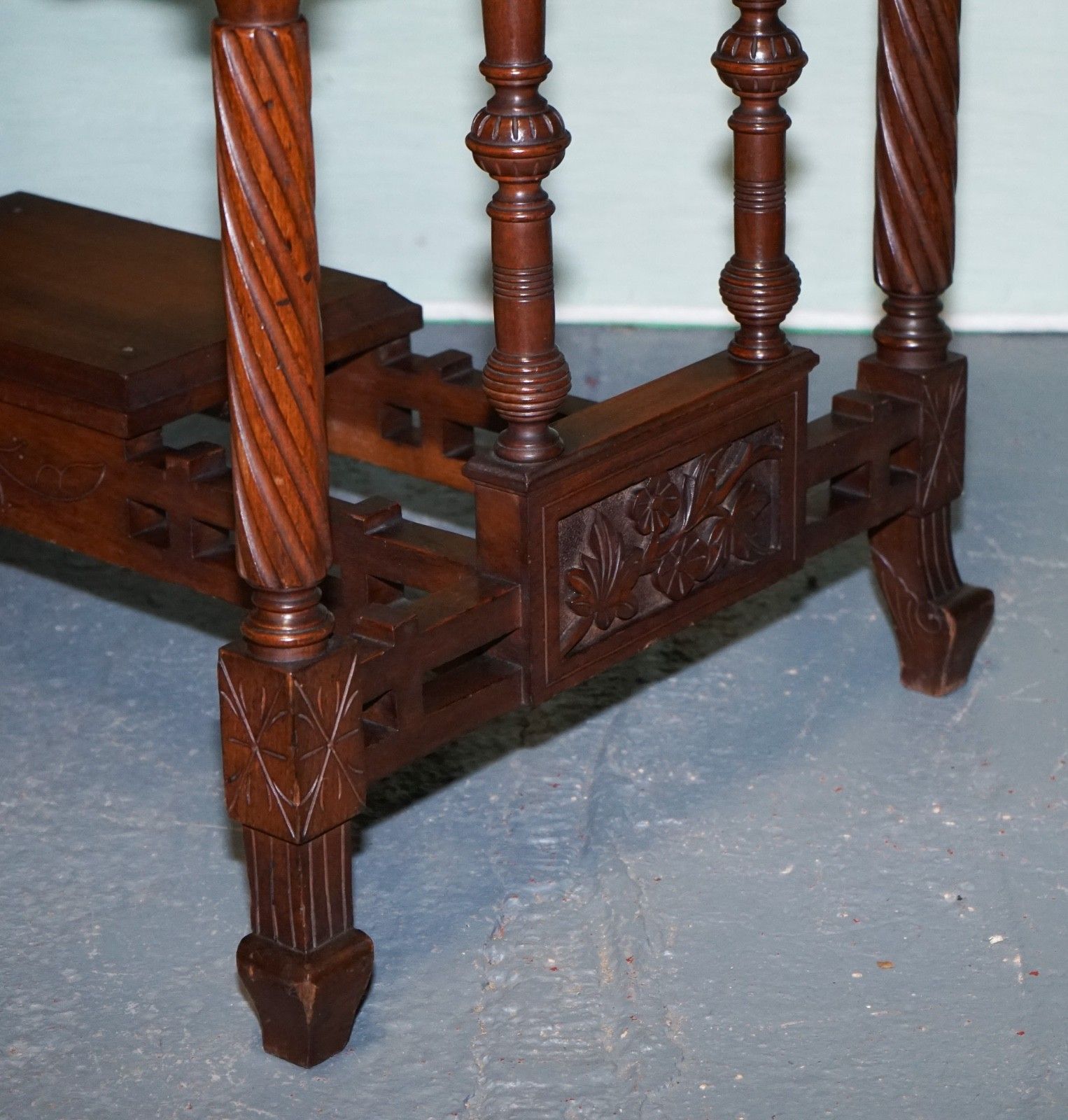 Late 19th Century Continental Carved Walnut Writing Table Leather Inlay Top photo 1350.0