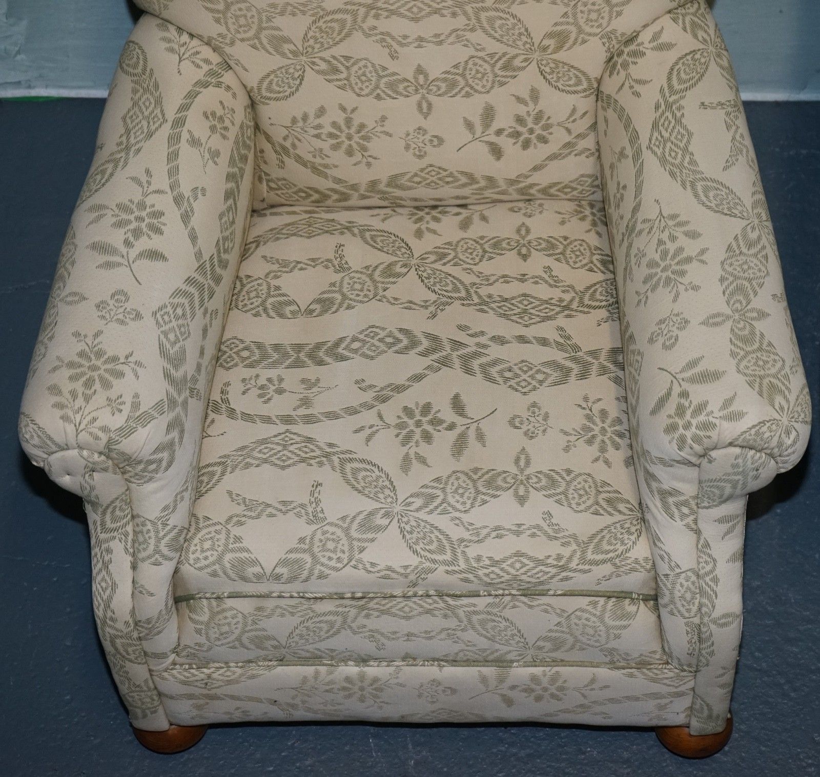 3500.0 Pair Of Victorian Club Armchairs Floral Cream Upholstery Fully Sprung Seats photo
