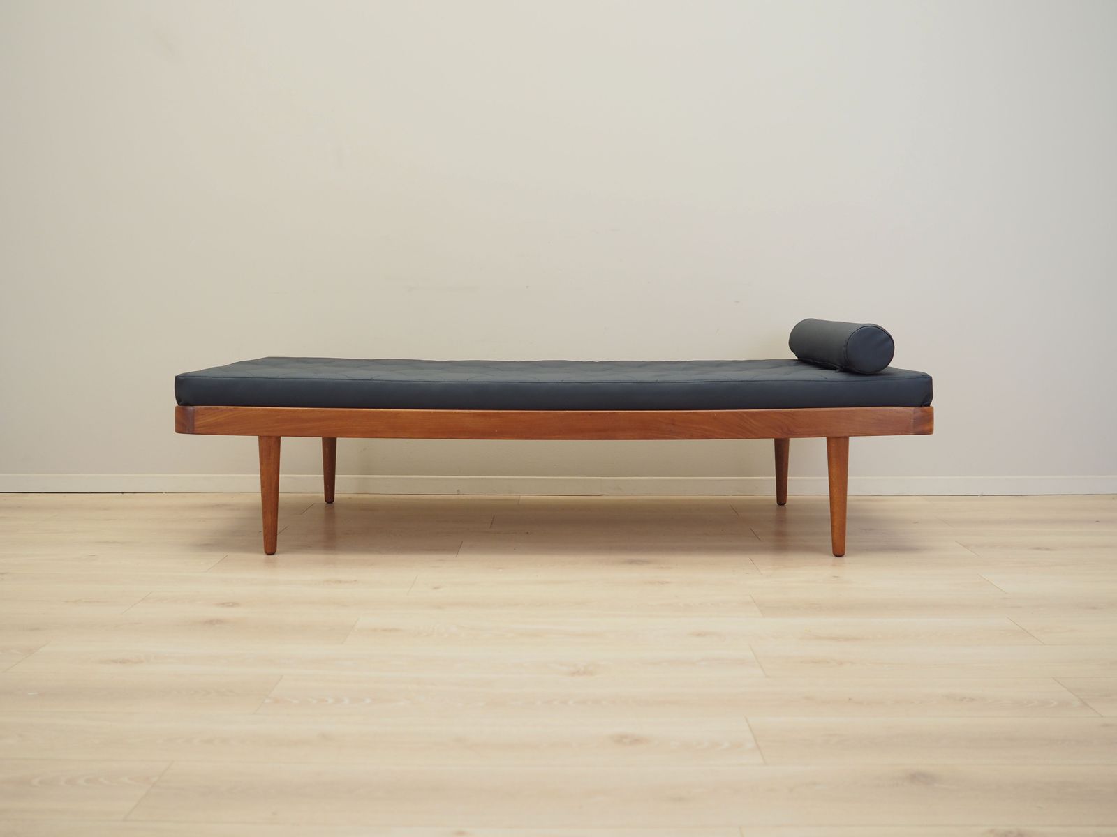 Teakhouten Daybed, Deens Design, Jaren 1970, Productie: Denemarken photo for sale