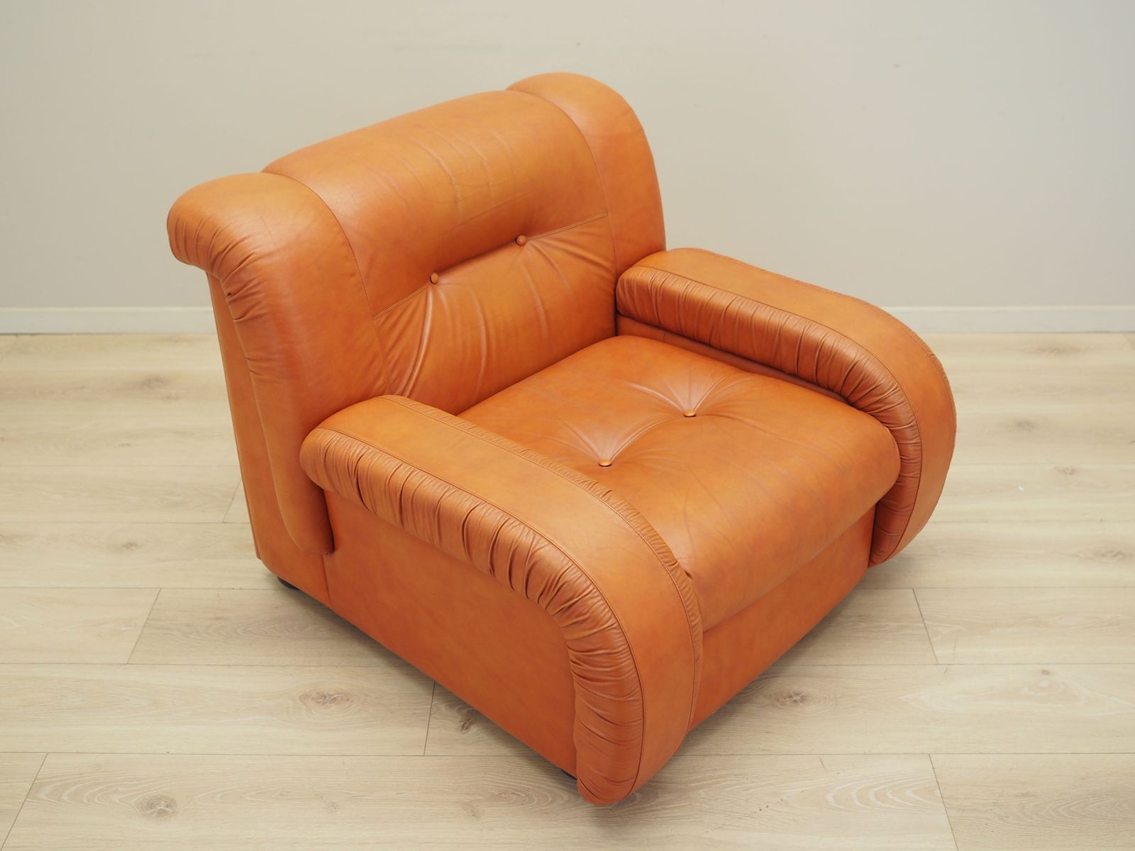 photo furniture Red Armchair, Danish Design, 1970s, Production: Denmark