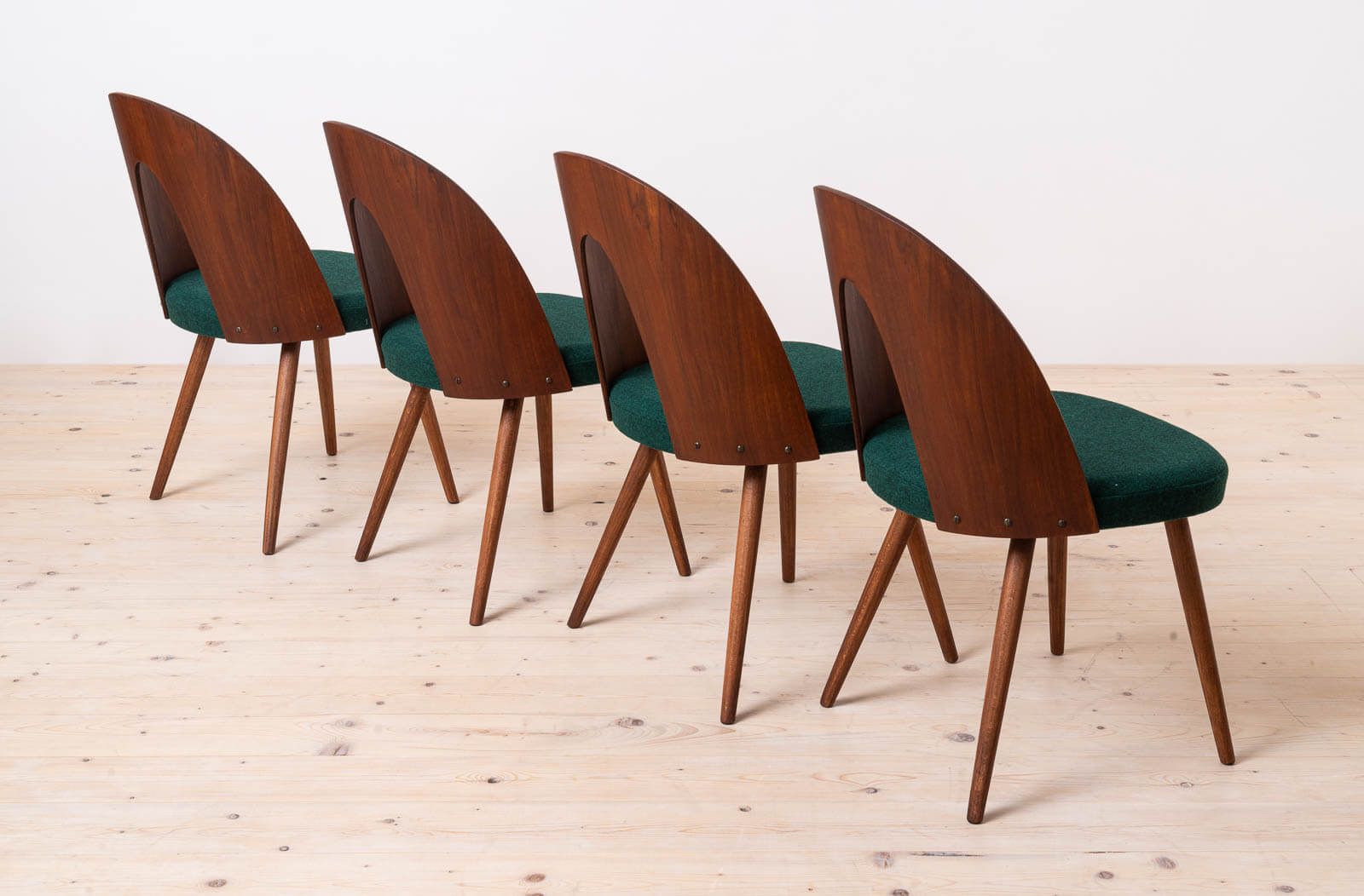 Set Of 10 Mid Century Dining Chairs By A. šuman, 1960s, Customizable Upholstery Available photo 6500.0