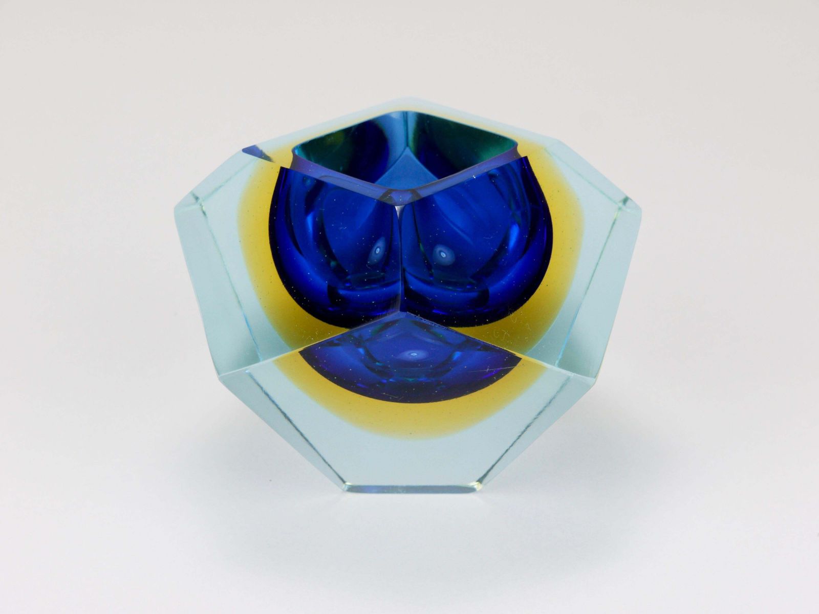 Mandruzzato Sommerso Faceted Diamond Caviar Bowl, Murano Glass, Italy, 1960s photo vintage