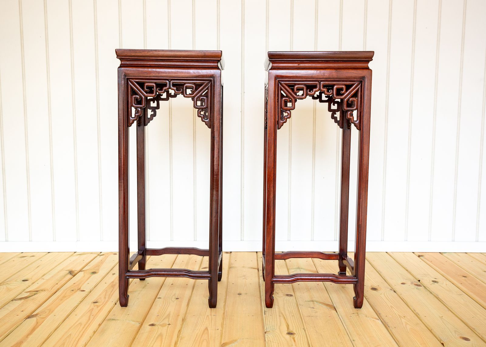 Chinese Hardwood Plant Stands Side Tables Pair Lamp Tables Hongmu Antiqu.E Qing Oriental Pierce Carved Humpback Open Fretwork photo Furniture