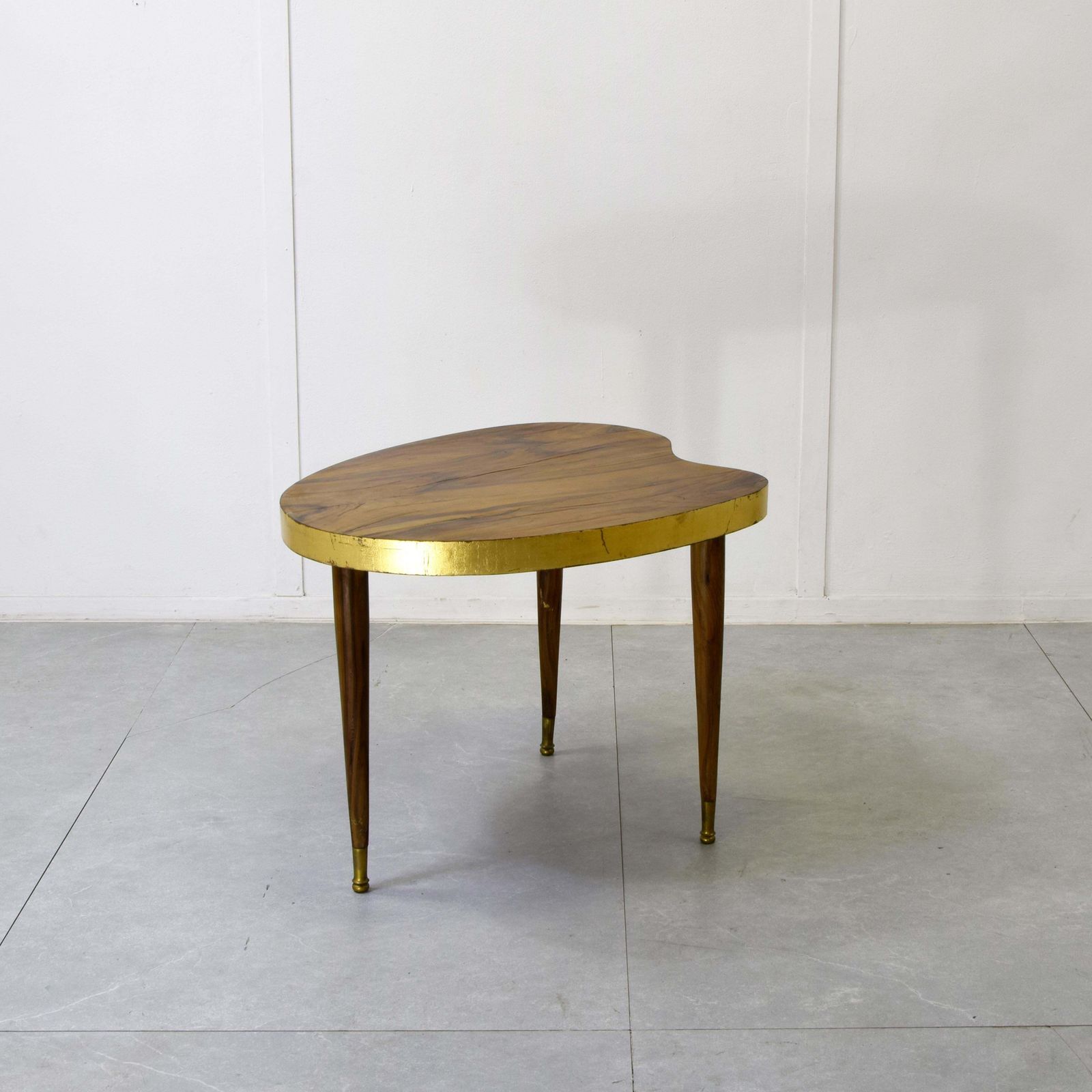 ‘Fagiolo’ Coffee Table, Italian Production 1960s photo Furniture