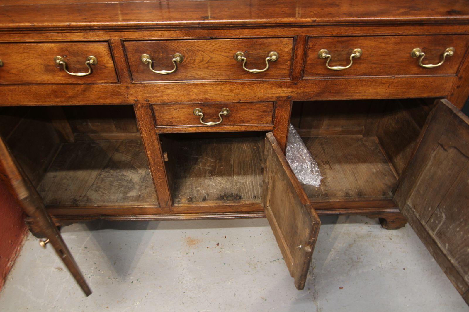 Fine 18th Century Snowdonia Welsh Oak Dresser& Plates photo 3000.0