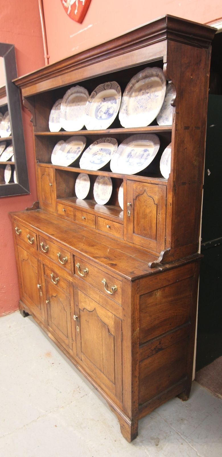 3000.0 Fine 18th Century Snowdonia Welsh Oak Dresser& Plates photo