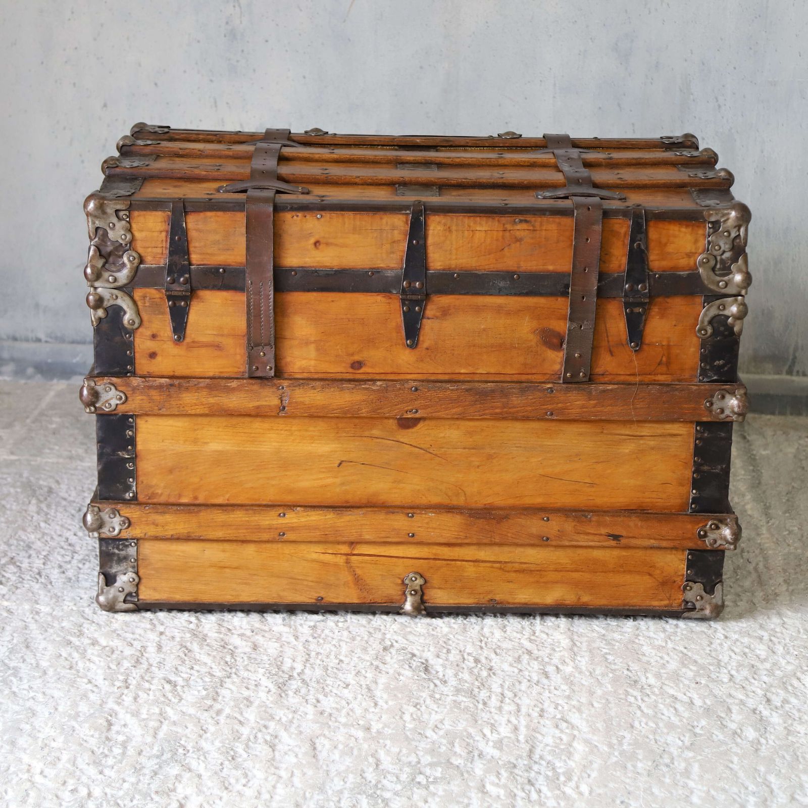 19th Century Victorian Period Pine Travelling Trunk Circa 1870 photo Furniture