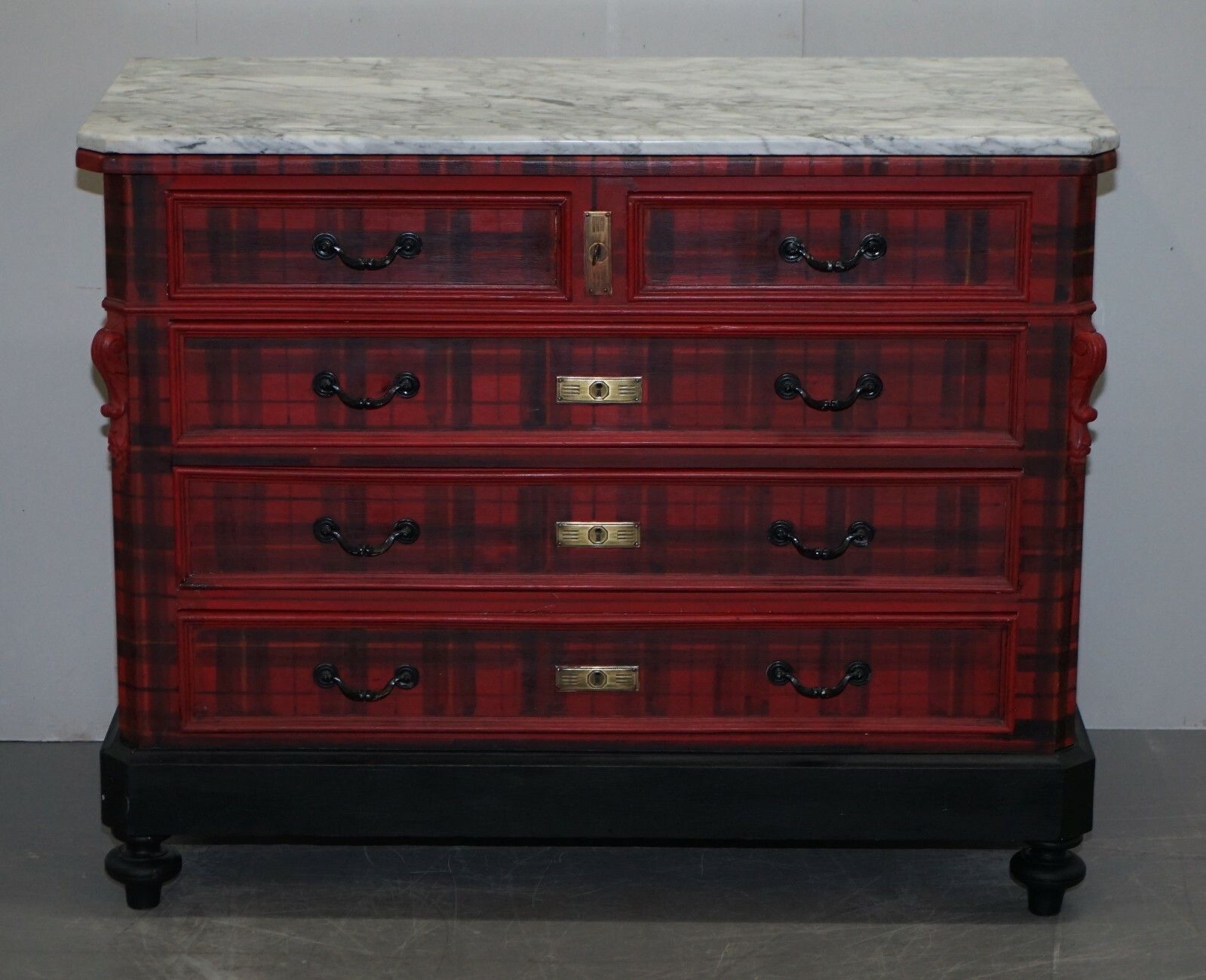 Lovely Original Victorian Chest Of Drawers With Scottish Tartan Wrap, Marble Top photo furniture