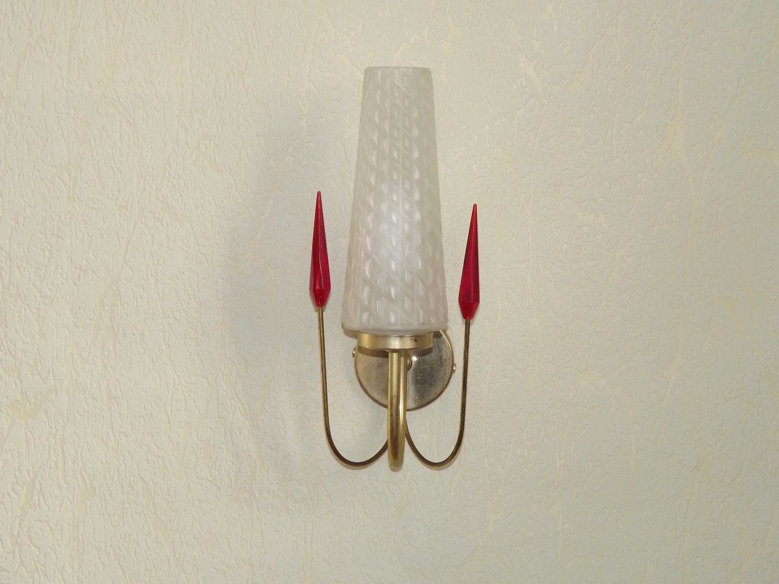 French Vintage Retro 1960s Single Wall Light In Gold Metal With Opaque Patterned Glass Shade   French Vintage Lighting. Retro Wall Sconce.