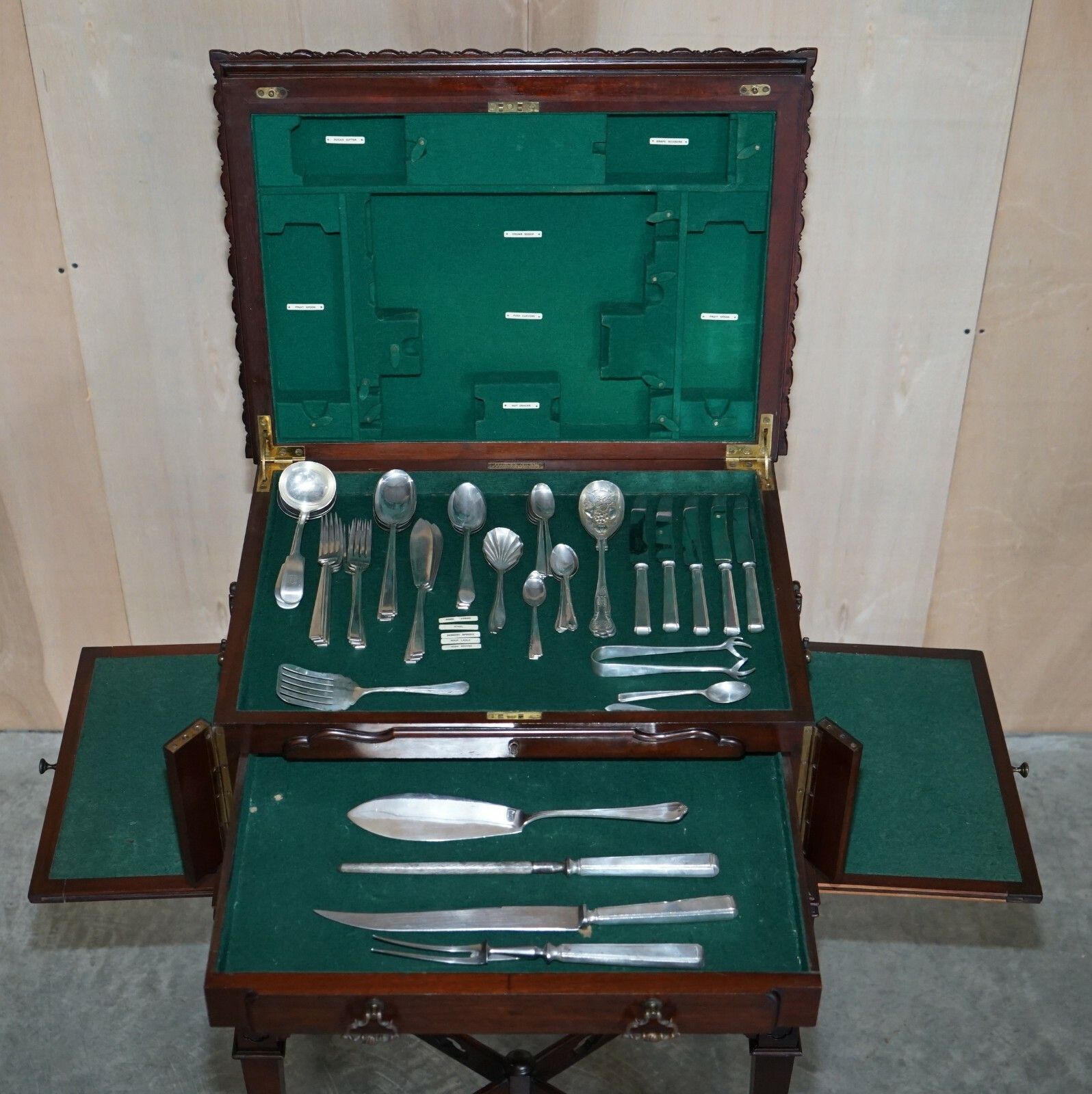 Furniture Maple & Co Thomas Chippendale Careved Victorian Mahogany Cutlery Side End Table photo