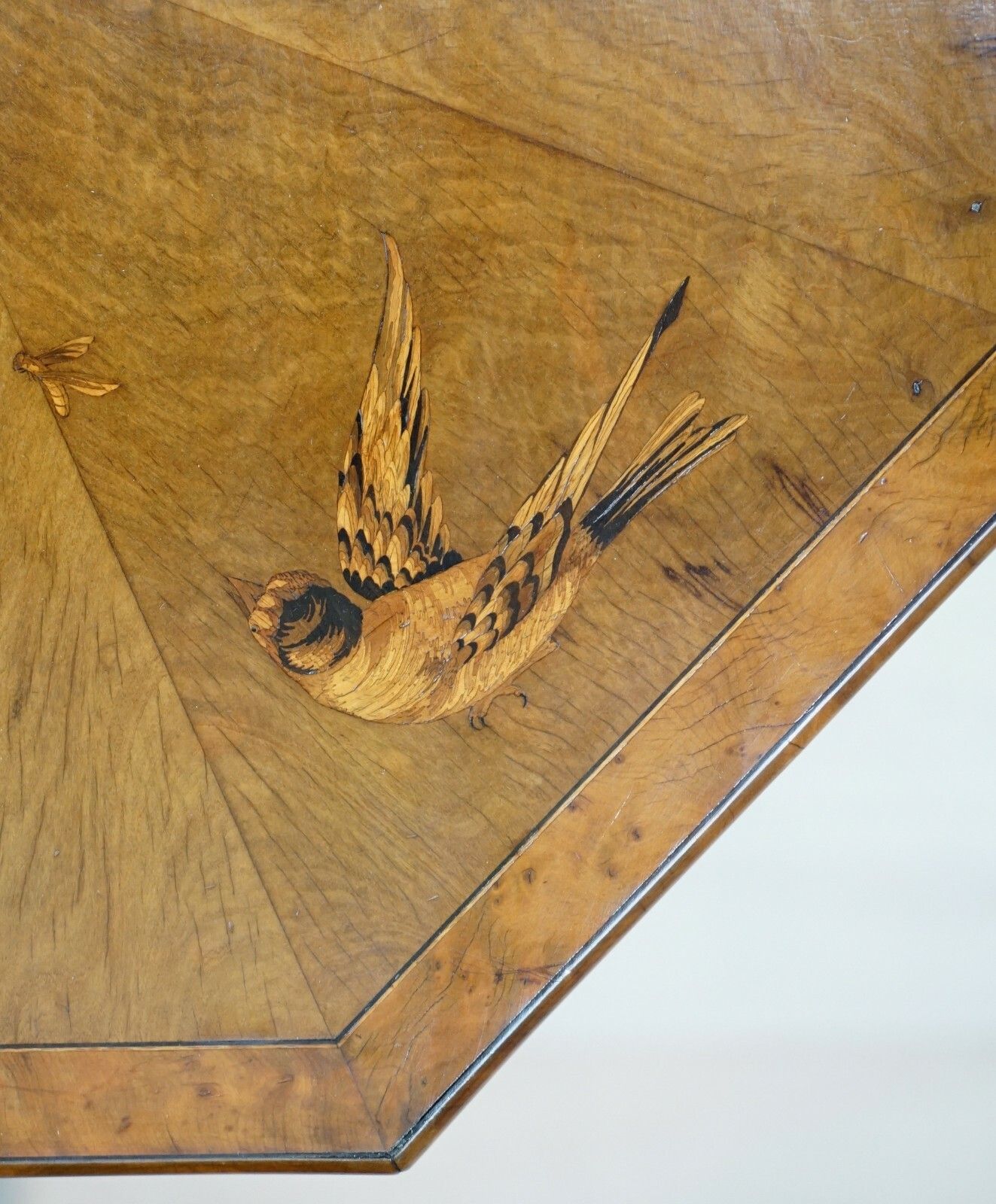 Fully Restored Sublime Antique Marquetry Inlaid Bird Occasional Side Lamp Table photo 1850.0