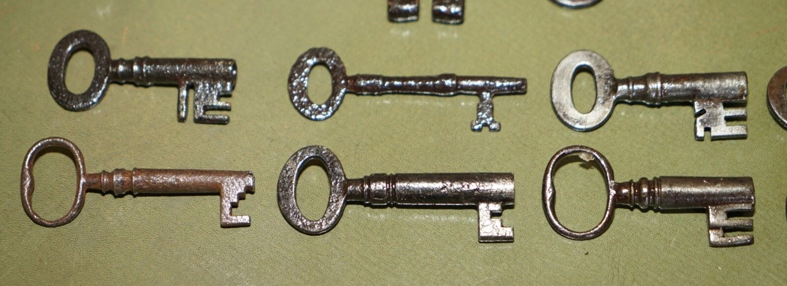 Home Decor Antique 18th Century Box Of Georgian Keys Honble J A Ellis Kings Agent 1763 1776 photo