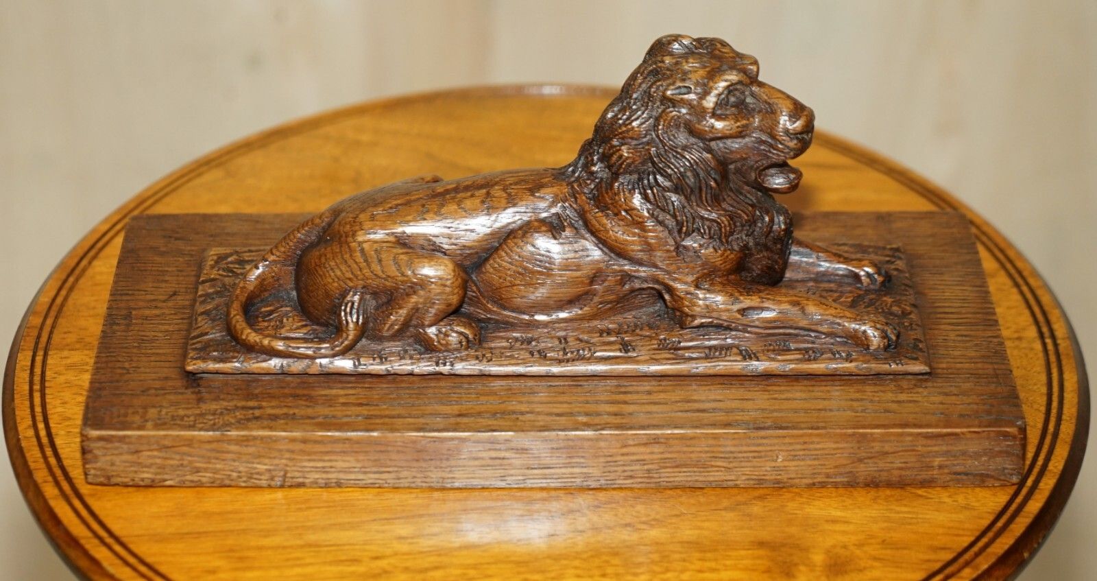 Stunning Antique Circa 1860 Hand Carved English Oak Recumbent Lion Statue photo for sale