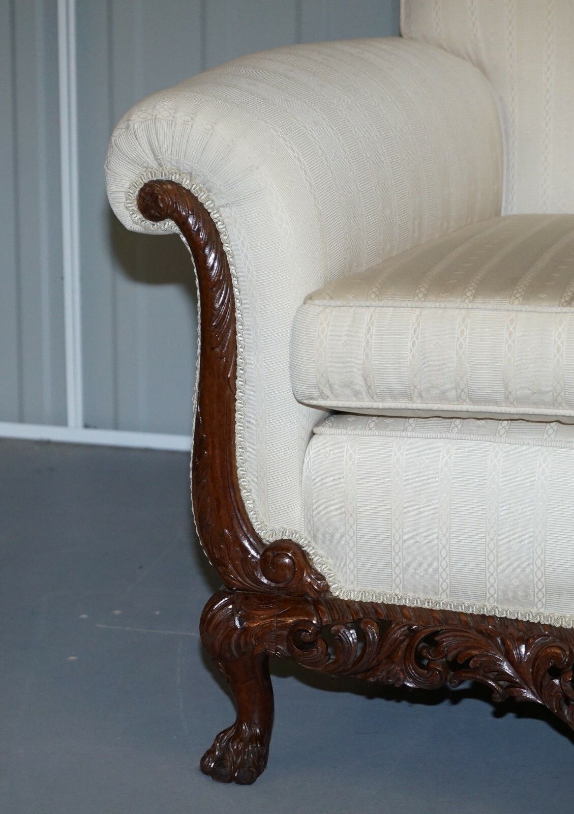 Part Of Large Suite Ornately Carved Walnut Lion Hairy Paw Feet Three Person Sofa photo Furniture