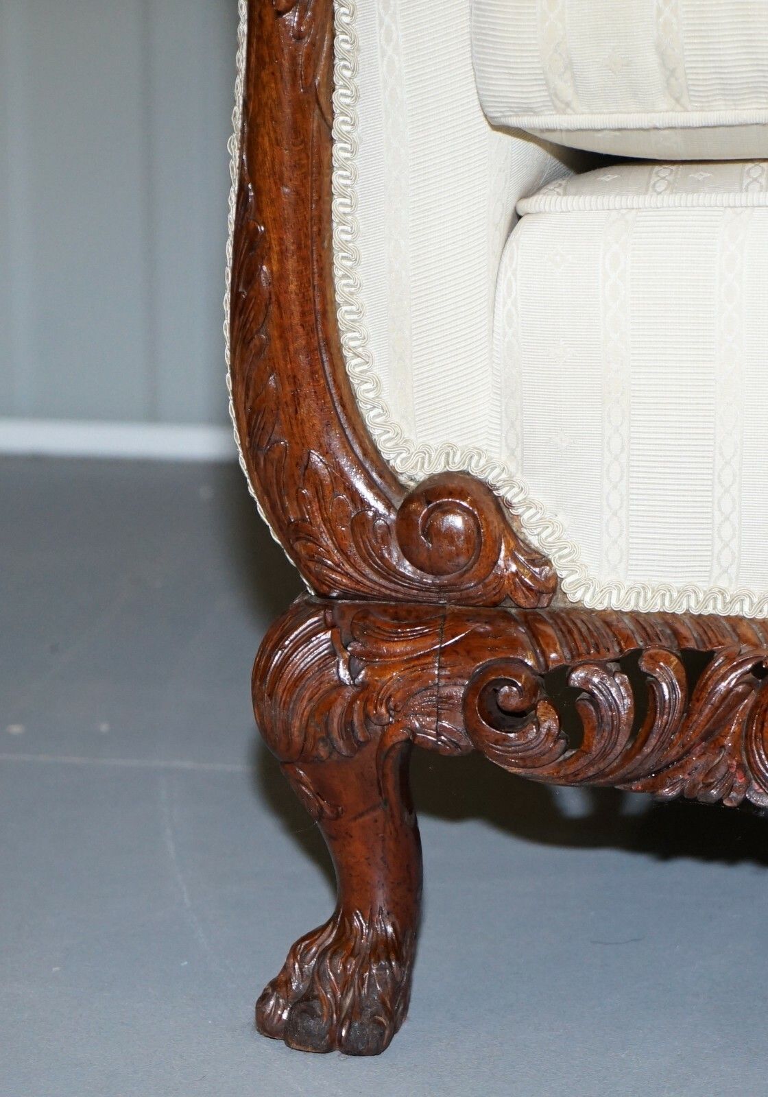 Part Of Large Suite Ornately Carved Walnut Lion Hairy Paw Feet Three Person Sofa photo 1750.0