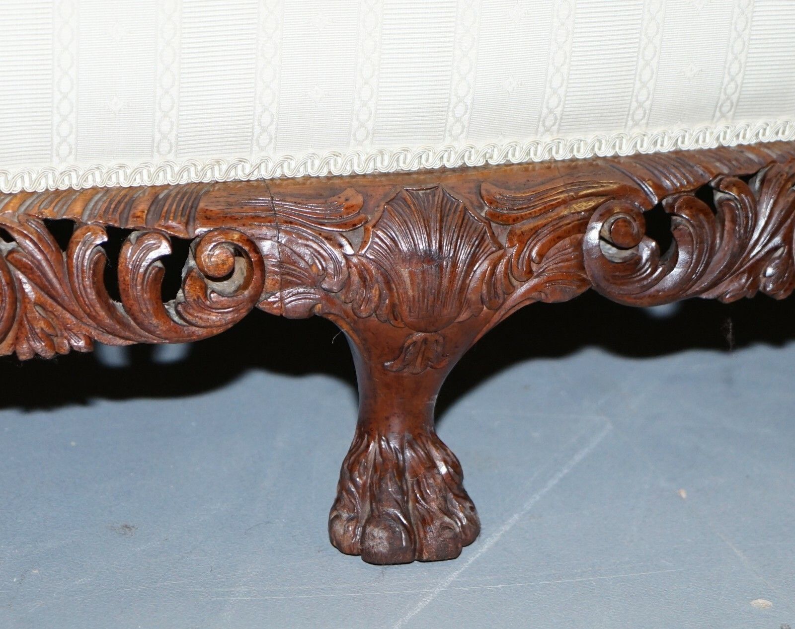 Part Of Large Suite Ornately Carved Walnut Lion Hairy Paw Feet Three Person Sofa photo buy