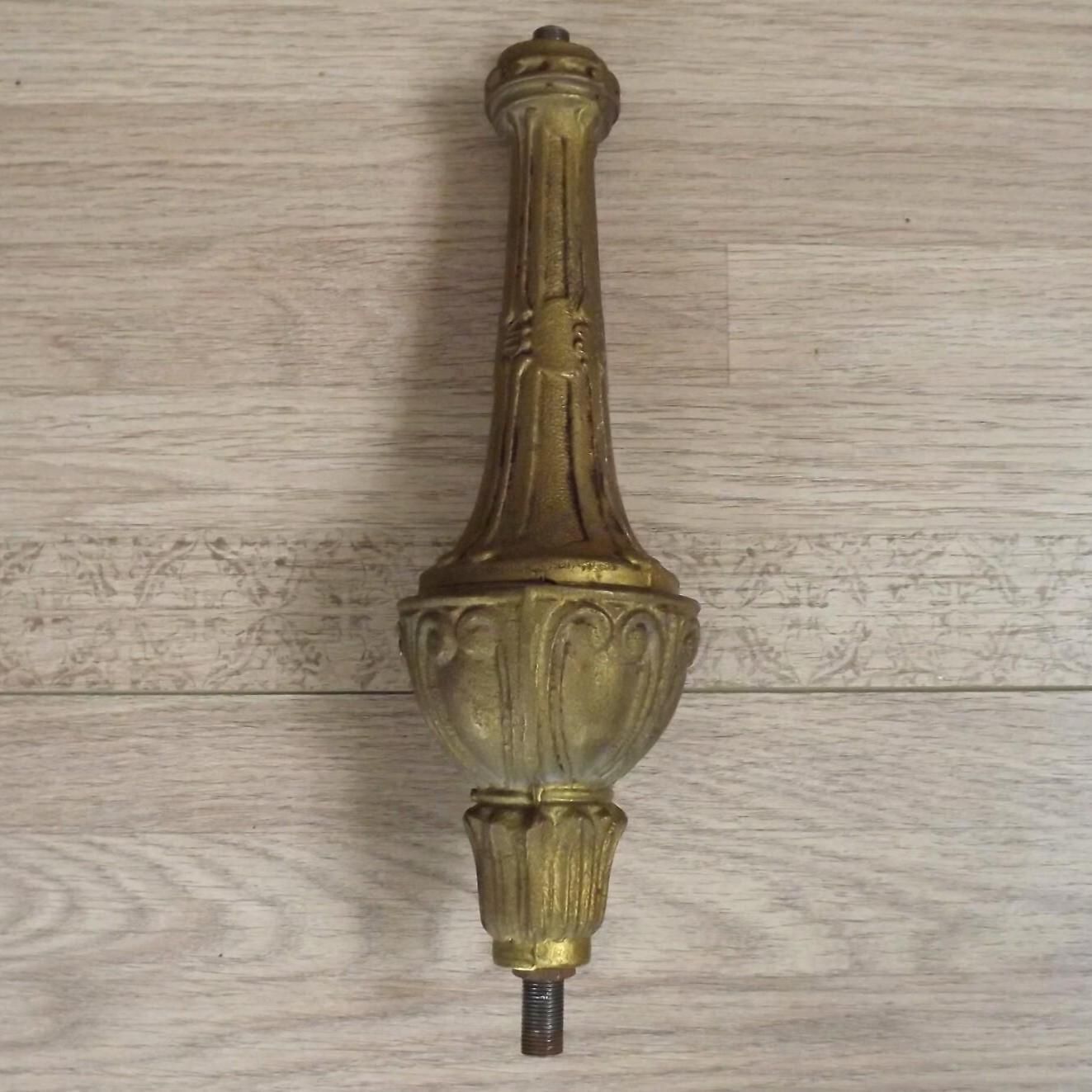 Colonne centrale de lustre bronze vintage français, pièce de remplacement d'époque. Pièces détachées pour lustres vintage français. photo Décoration