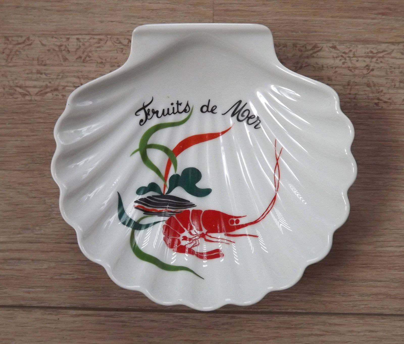 French L'hirondelle Coquille Saint Jacques Shell Serving Dishes In Basket   French Vintage Tableware. Shell Serving Dishes. Lobster Design. photo for sale