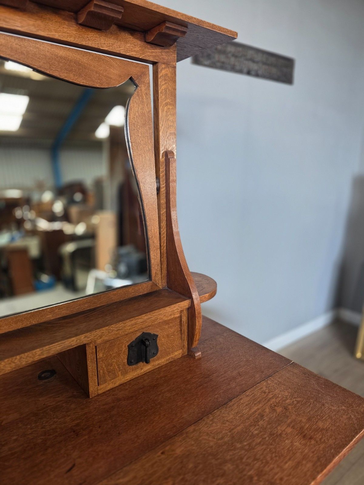 Furniture Early Heals Of London Antique Oak Newlyn Dressing Table photo