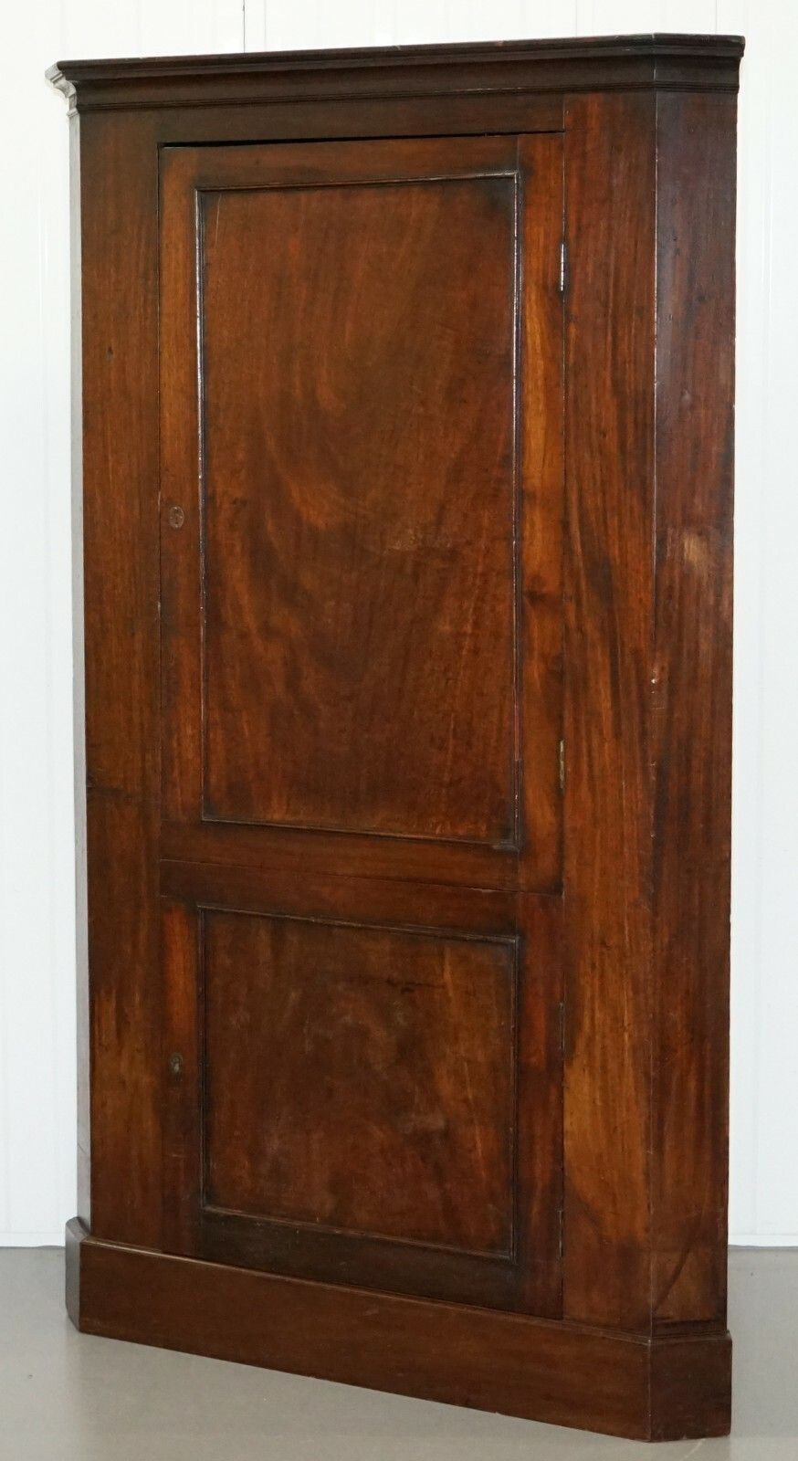 Original George III Circa 1760 Solid Mahogany Corner Cupboard Large Bookcase photo Furniture