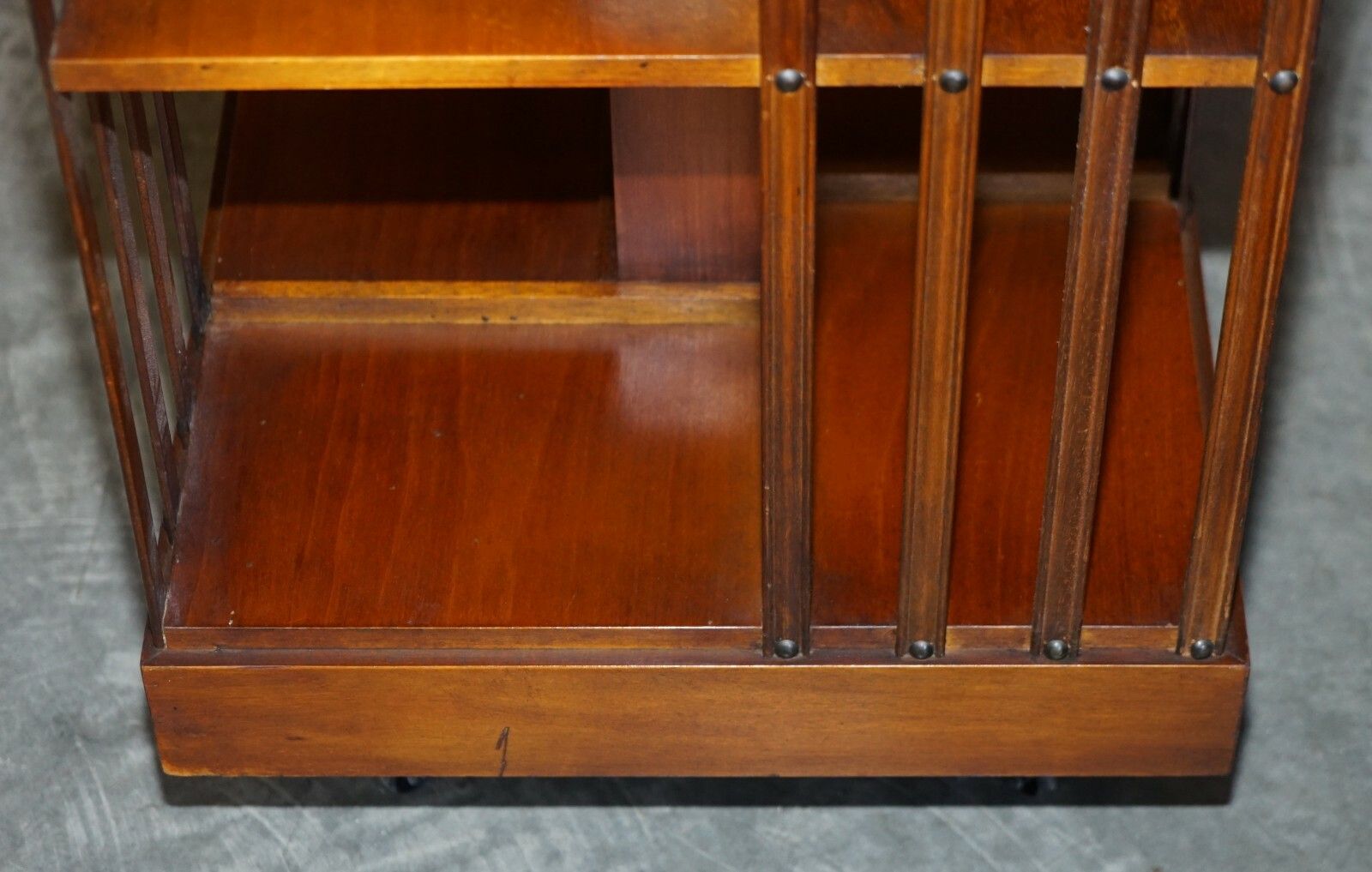 Lovley Sheraton Revival Burr Elm & Satinwood Revolving Bookcase Side End Table photo for sale