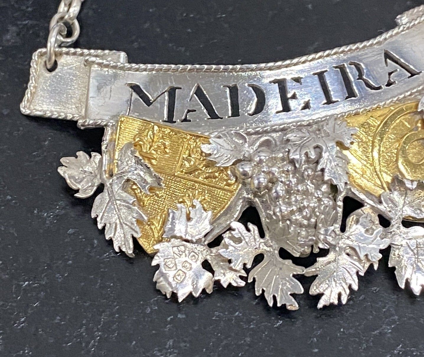 photo furniture Sublime Set Of 1988 Sterling Solid Silver & Gold Decanter Labels Port & Maderia