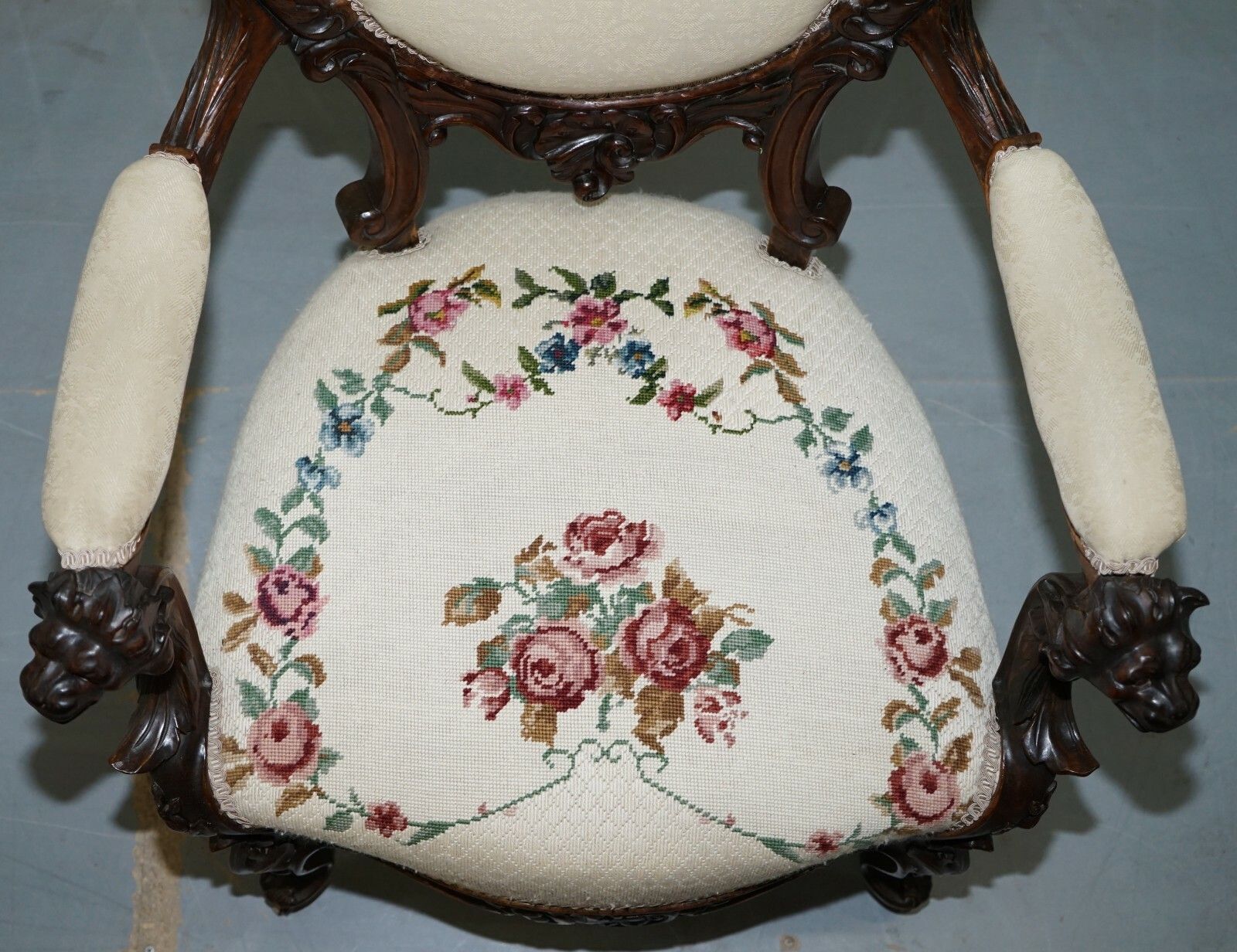 Victorian Show Frame Lion Carved Walnut Salon Armchair Embroidered Upholstery photo 1350.0
