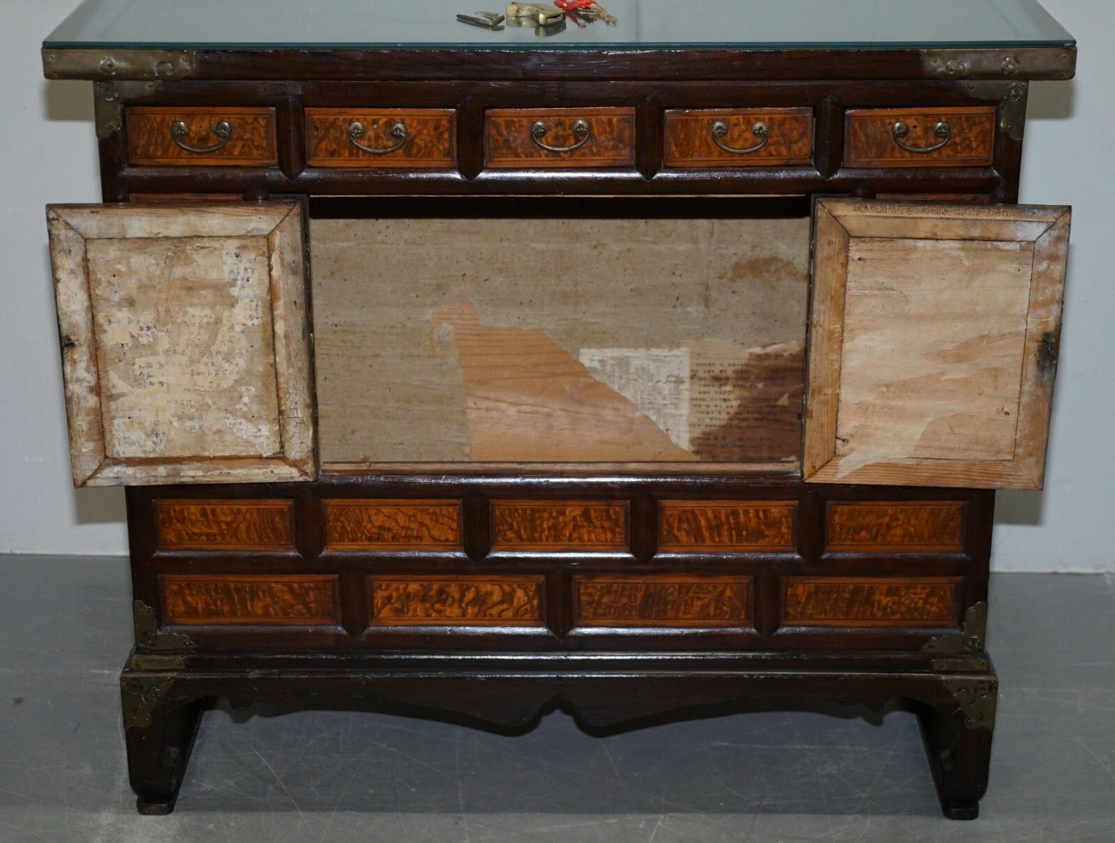 1350.0 Antique Circa 1900 Chinese Export Burr Elm & Brass Engraved Sideboard Butterfly photo