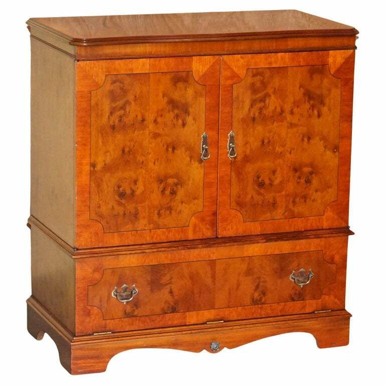 Stunning Burr Yew Wood Tv Media Cupboard Designed To House Television & Boxes