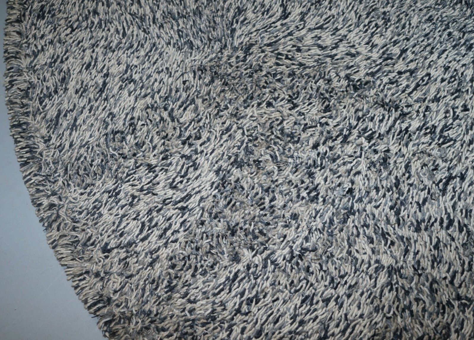 photo furniture Stunning Rrp £3920 Kasthall Tekla 550 Half Moon Hand Tufted Rug Made In Sweden