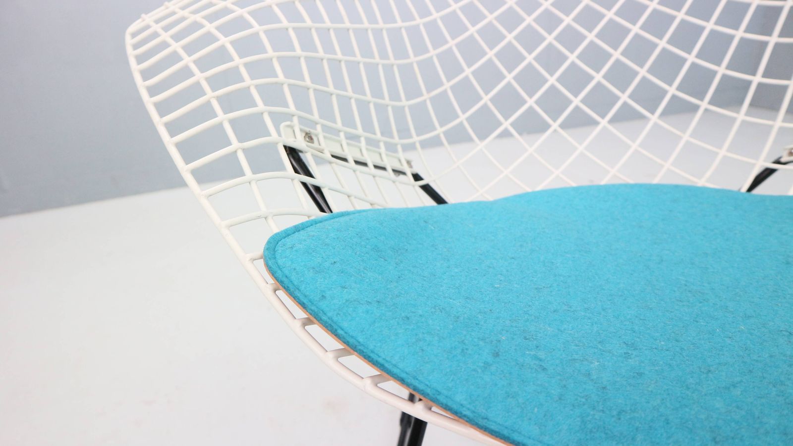 Furniture Diamond Chair By Harry Bertoia In White & Black Metal And New Blue Seating photo
