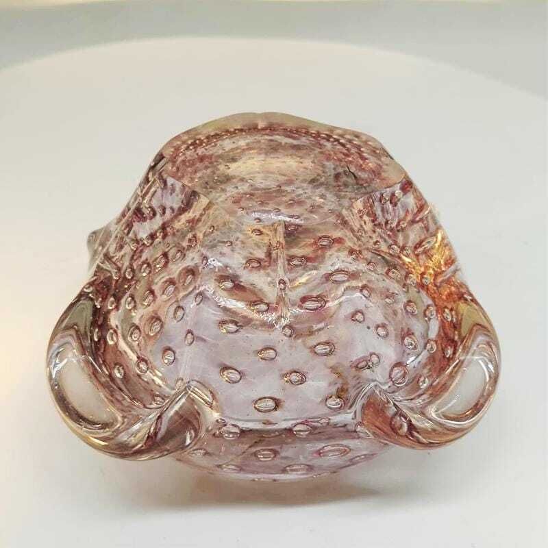 1960s Pink Ashtray Or Catch All In Murano Glass With Air Bubbles. Made In Italy. photo vinterior
