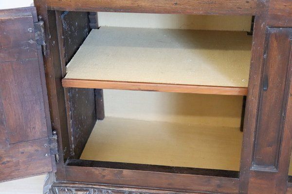 Furniture Antique Cabinet In Walnut Wood, 1600s photo