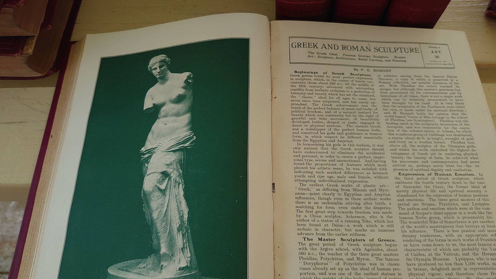 Harmsworth Self Educator   Help And Guide Books From 1906   Carmelite House   Acceptable To Good Condition   8 Volumes photo 70.0