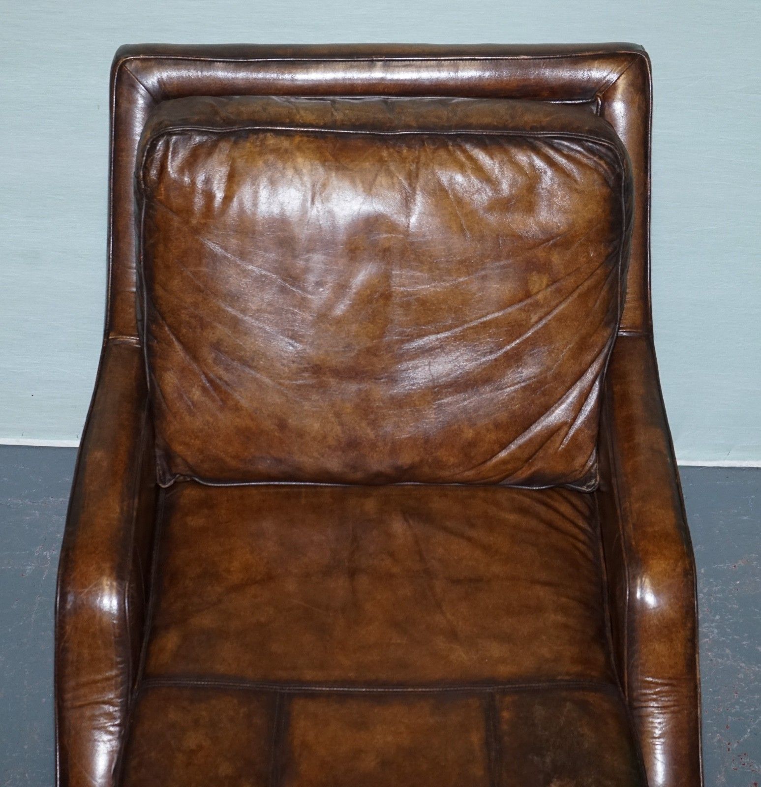 photo furniture Deep Cognac Hand Dyed Leather Chaise Lounge Armchair Seating