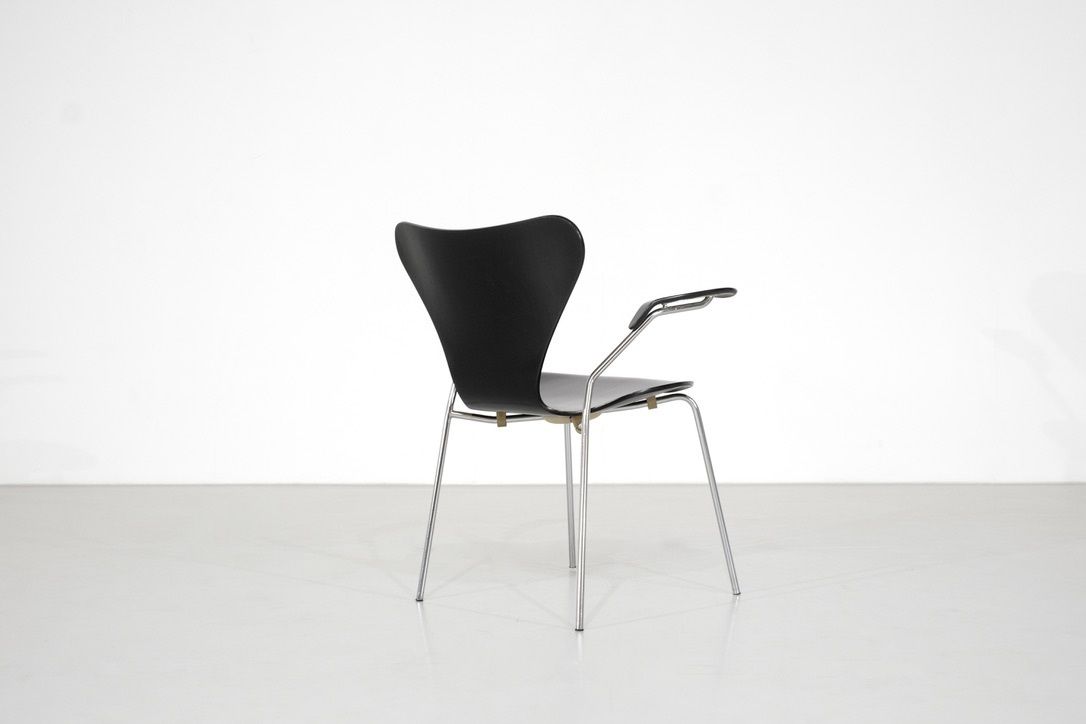 Chair Model " 3207 "In Wood By Arne Jacobsen For Fritz Hansen, Denmark 1955. photo Furniture