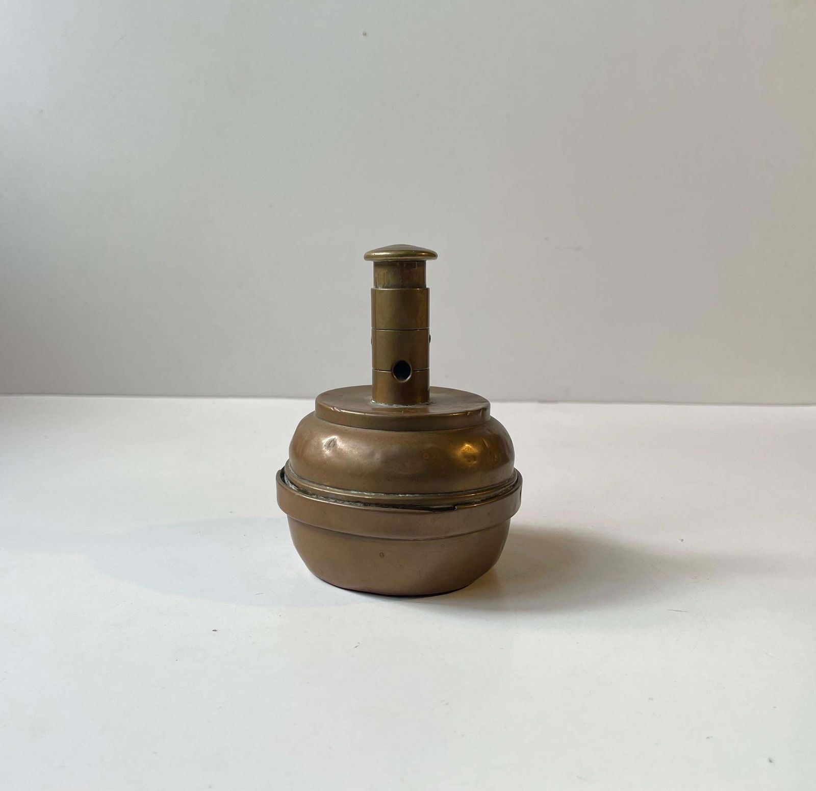 Bauhaus Era Desk Cigar Cutter In Brass, English 1930s photo for sale