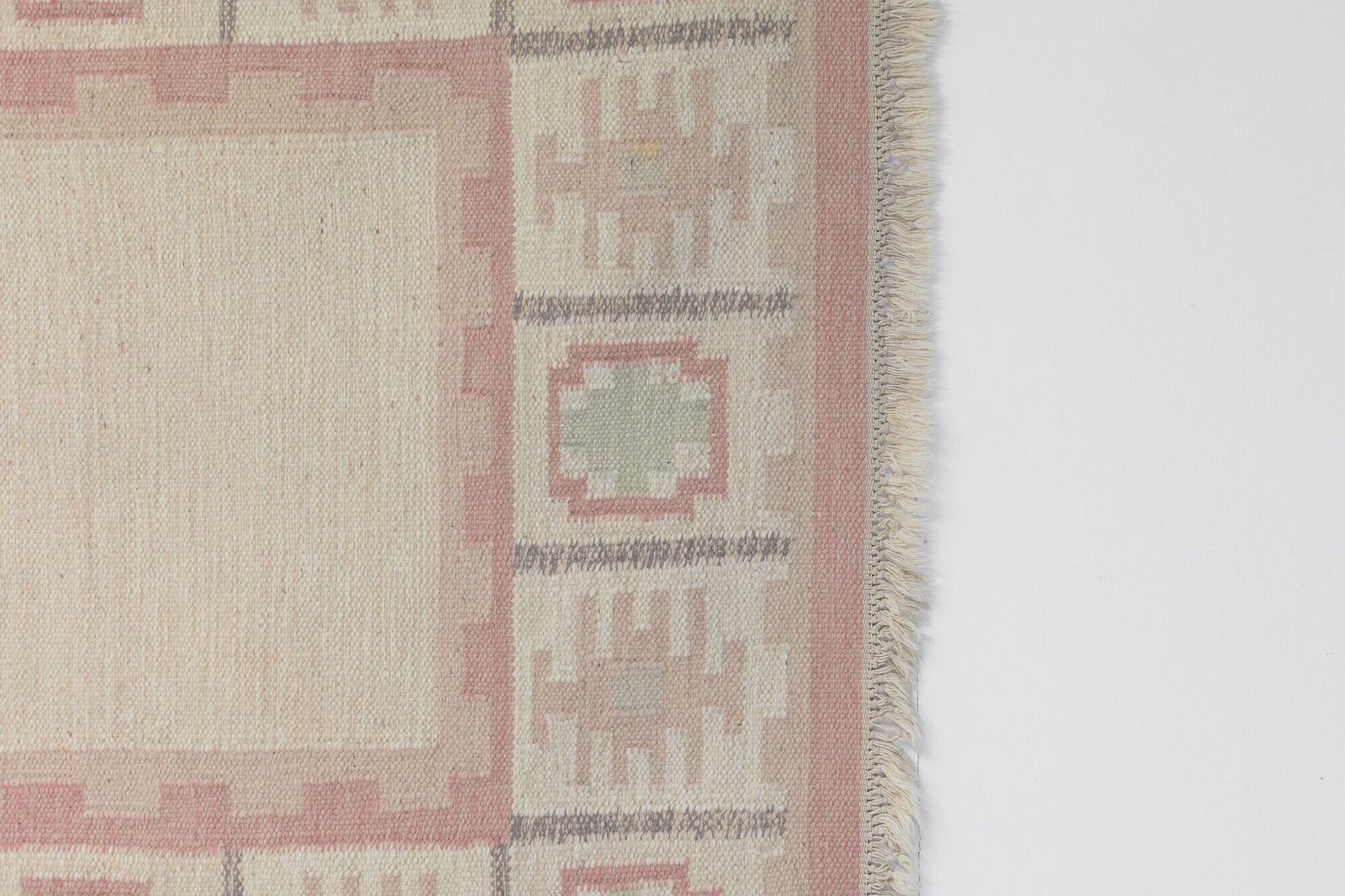 Pale Cream And Pink Kilim photo Textiles