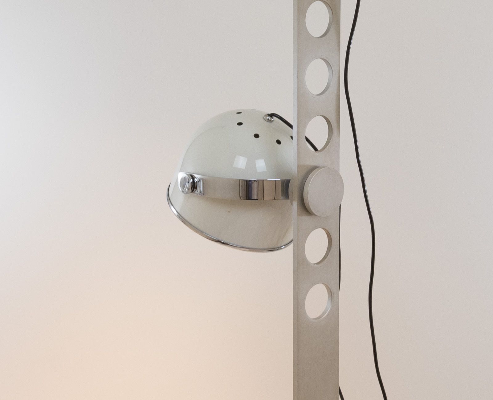 No. 190 Floor Lamp By Erio Bosi For Fratelli Martini, 1970s photo vinterior