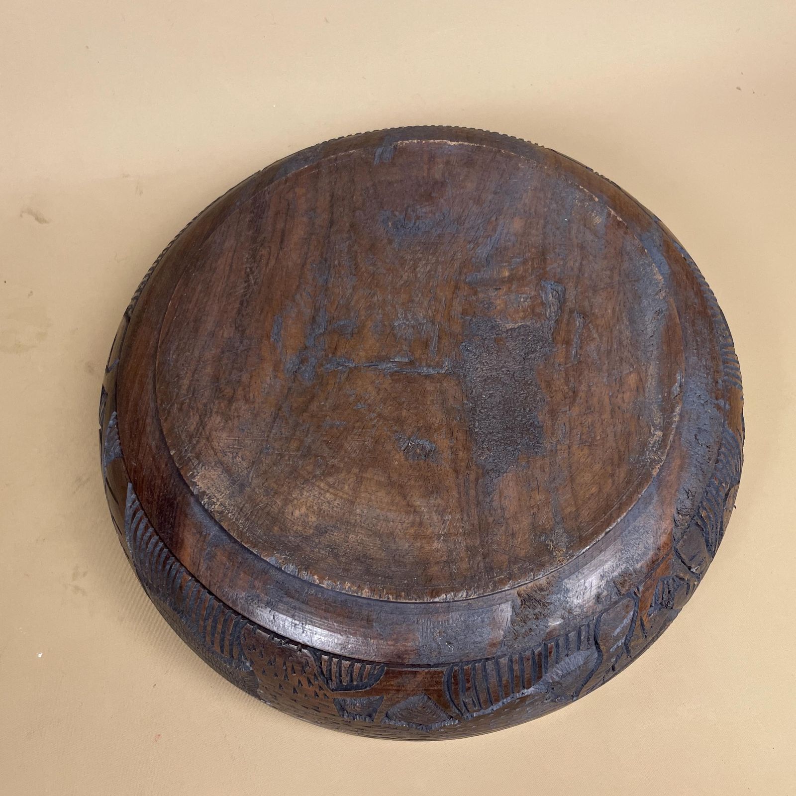 Vintage Hand Carved Wooden Bowl With Leaf Design Motif Rustic Farmhouse Cottage Tableware Decor Dark Finished Wood Low Profile Rim photo vintage