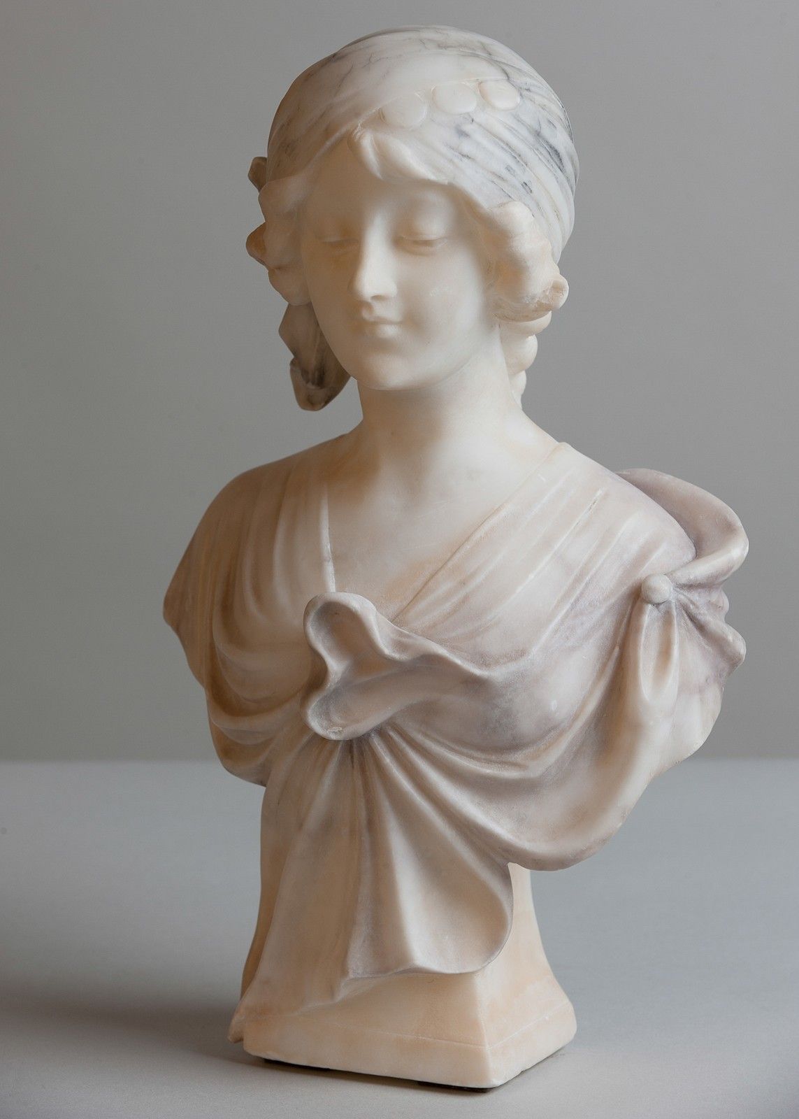 Italian Alabaster Sculpture By A.Cipriani photo buy