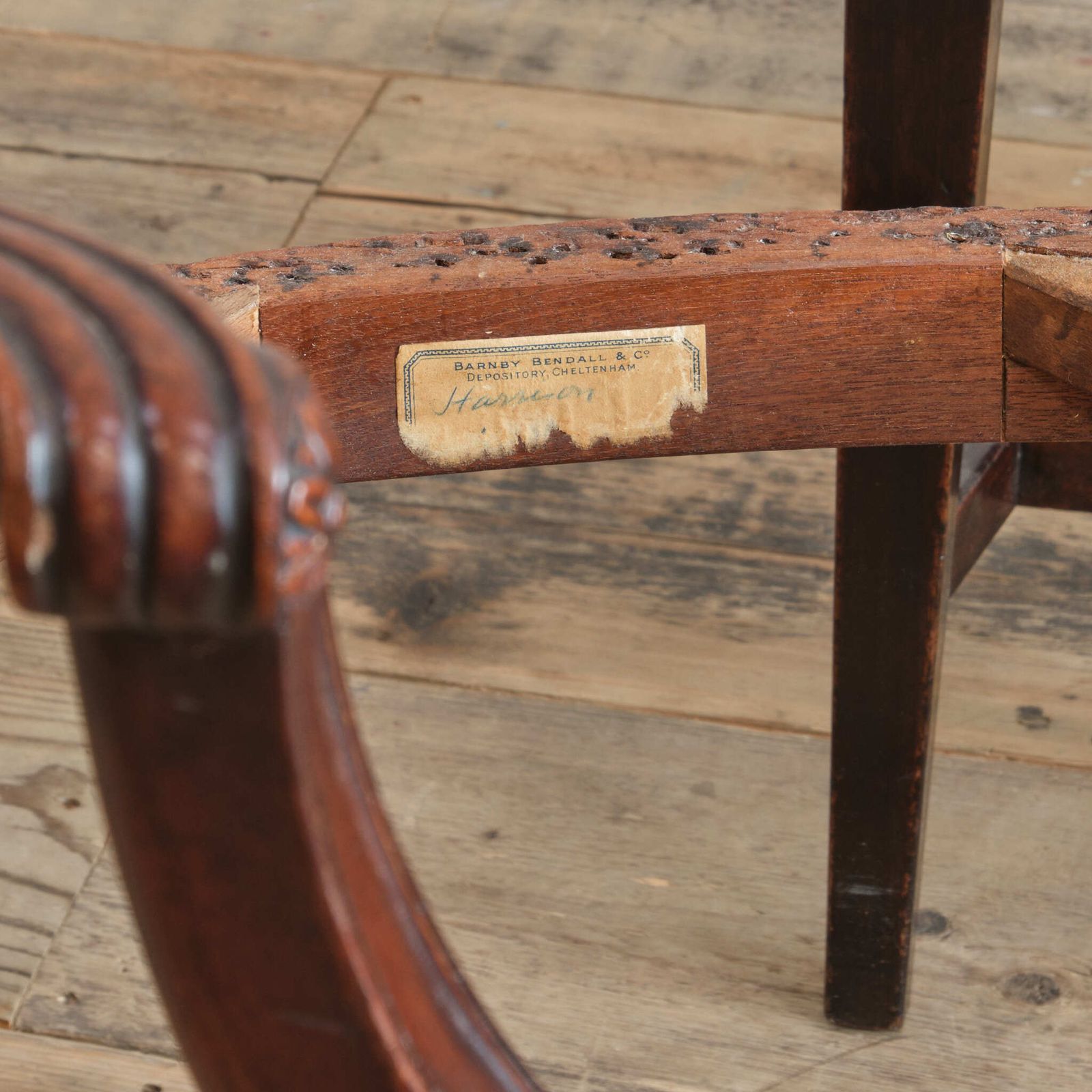 Pair Of George III Heppelwhite Mahogany Carver Chairs photo furniture