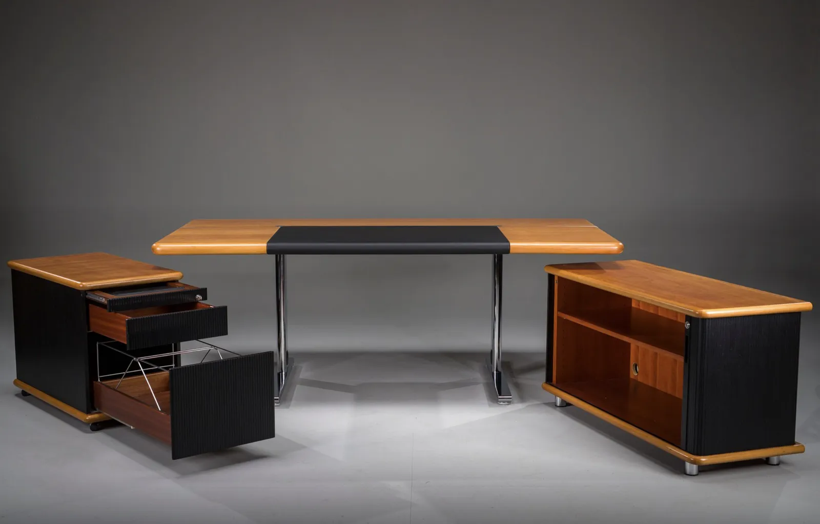 Executive Office Set From Walter Knoll / Wilhelm Knoll, Germany, 1970s, Set Of 3 photo Furniture