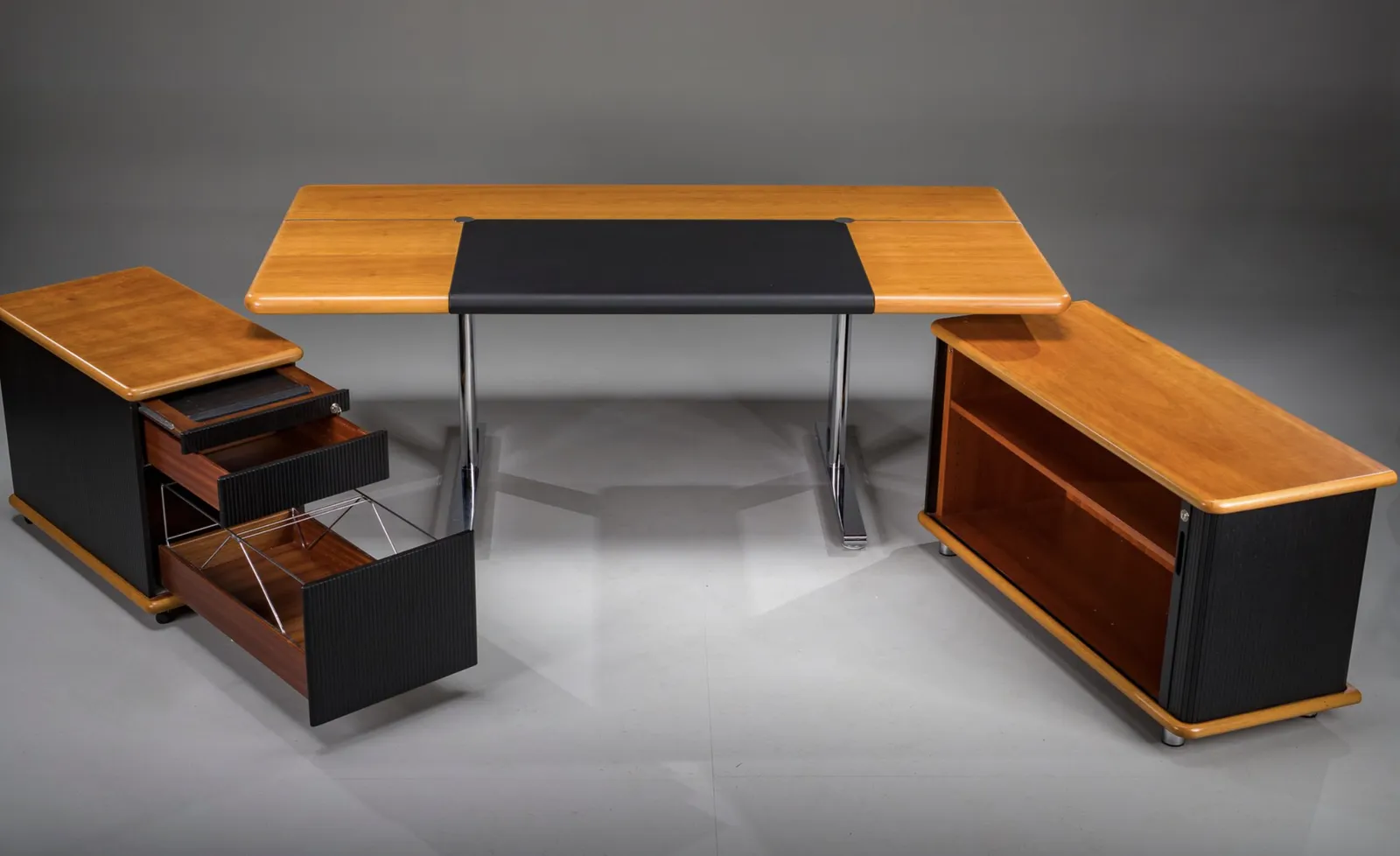 Executive Office Set From Walter Knoll / Wilhelm Knoll, Germany, 1970s, Set Of 3 photo 4767.0
