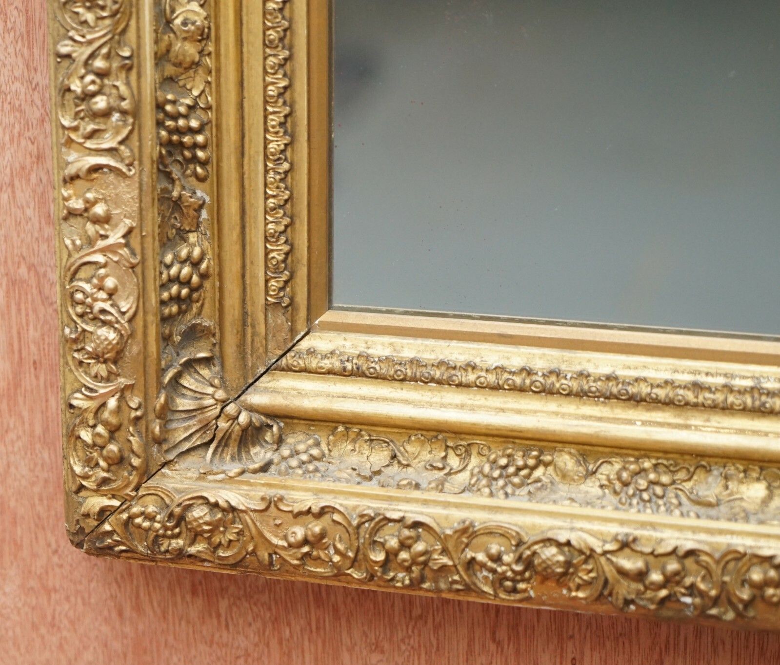 Exceptionally Carved & Heavily Detailed Period Victorian Wall Giltwood Mirror photo Home Decor