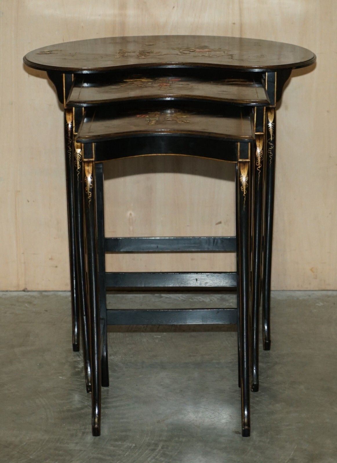 Nest Of Three Circa 1900 Chinese Chinoiserie Lacqurered Side Kidney Tables photo for sale