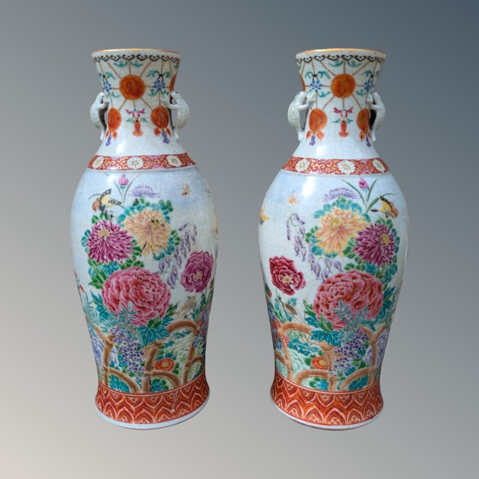 Beautiful Pair Of Japanese Kutani Vases Meiji Period