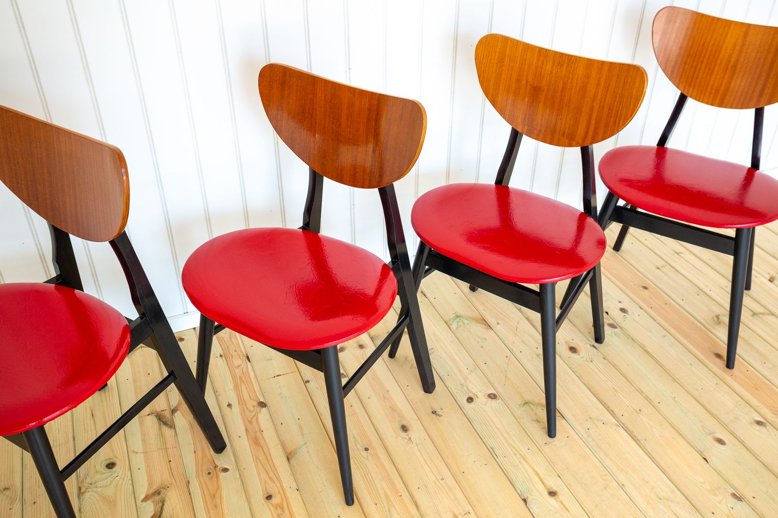 Mid Century Butterfly Dining Chairs Set Of 4 Space Age Mcm 1960s 1950s Red Black Vintage Retr.O photo 1250.0