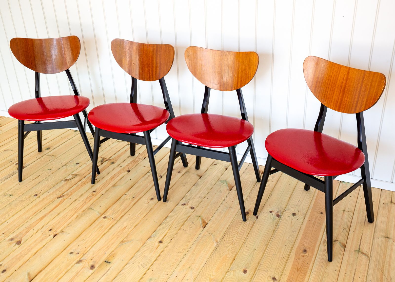 Mid Century Butterfly Dining Chairs Set Of 4 Space Age Mcm 1960s 1950s Red Black Vintage Retr.O photo buy